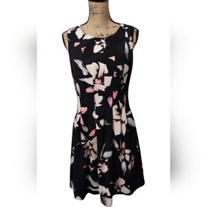 Vince Camuto Pleated Floral Dress Size 12